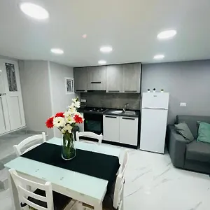 House Nancy Bed & Breakfast Naples